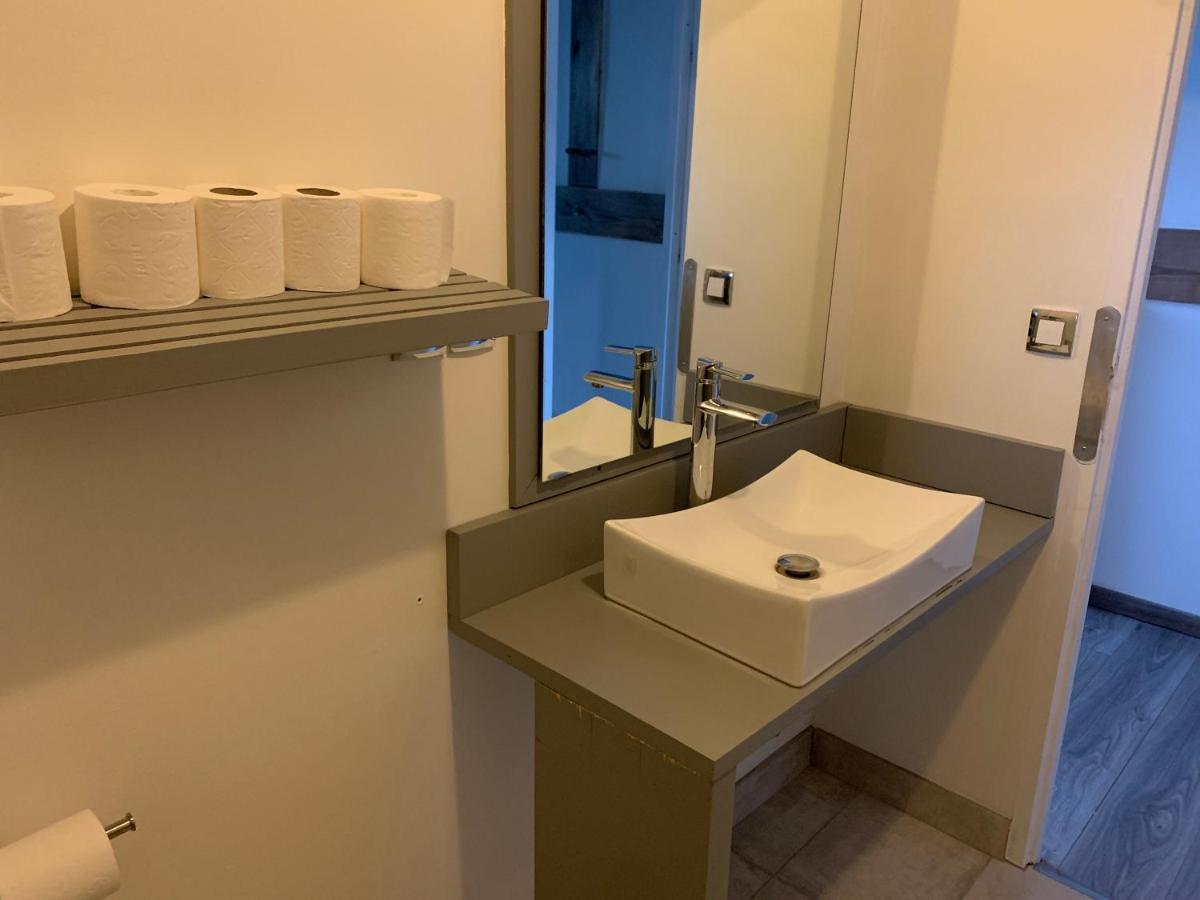 Chambre D'Hotes Dans Les Champs Jeux-Les-Bard Ngoại thất bức ảnh